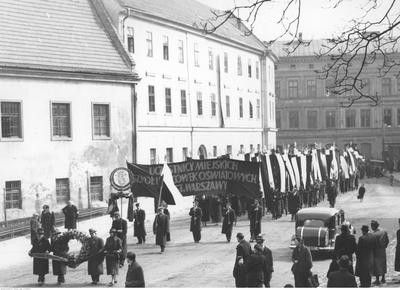 Kliknij, aby powiekszyc